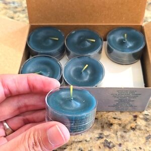 Partylite Tealight Candle: Balsam Pine / Evergreen